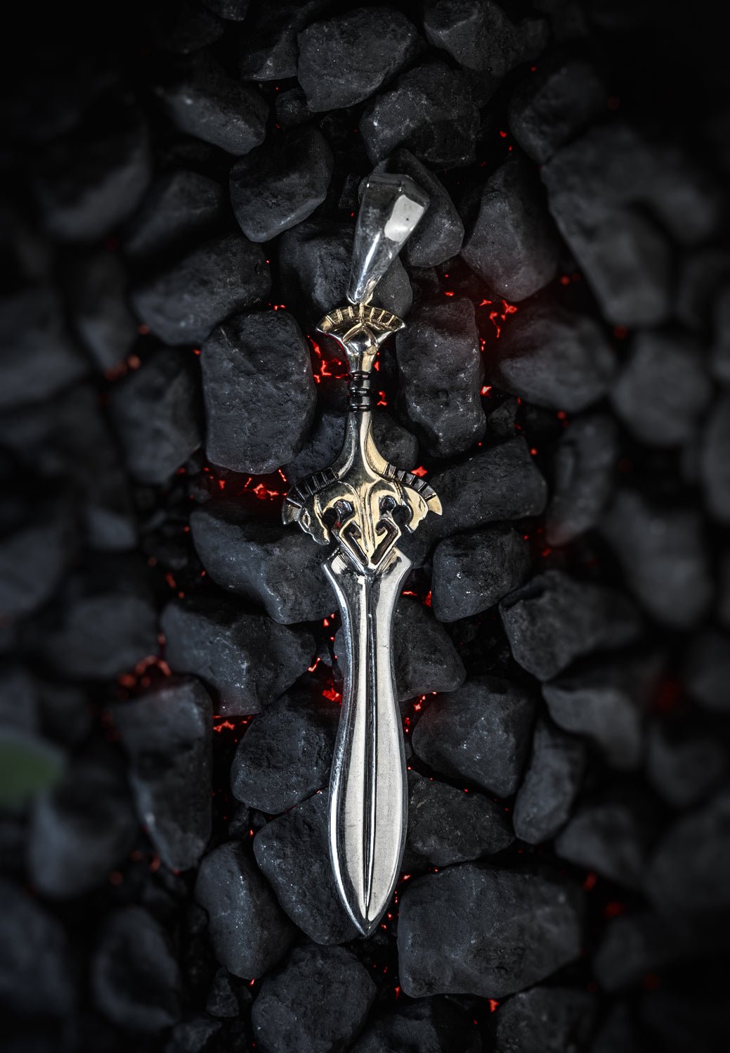 Pferde Schwert Anhänger 925 Sterling Silber - Neun - Siebzig