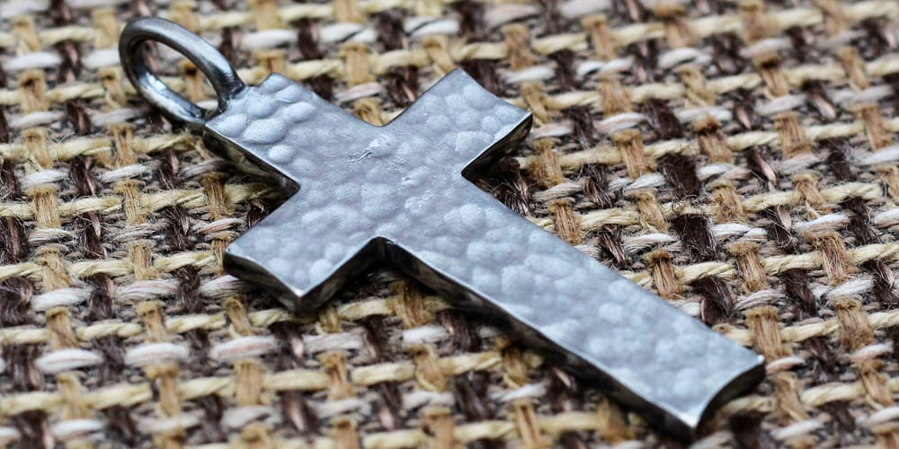 Kreuz Anhänger Gehämmert 925 Sterling Silber - Neun - Siebzig